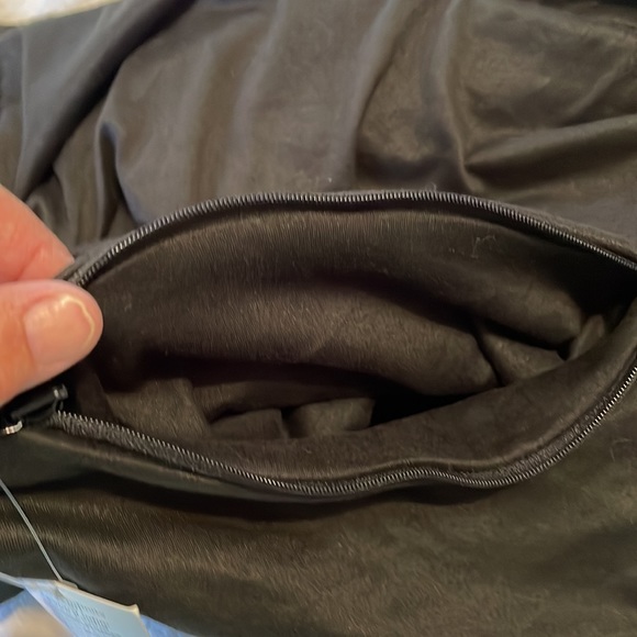 Beyond Yoga Pocket Infinity Scarf - Picture 6 of 6